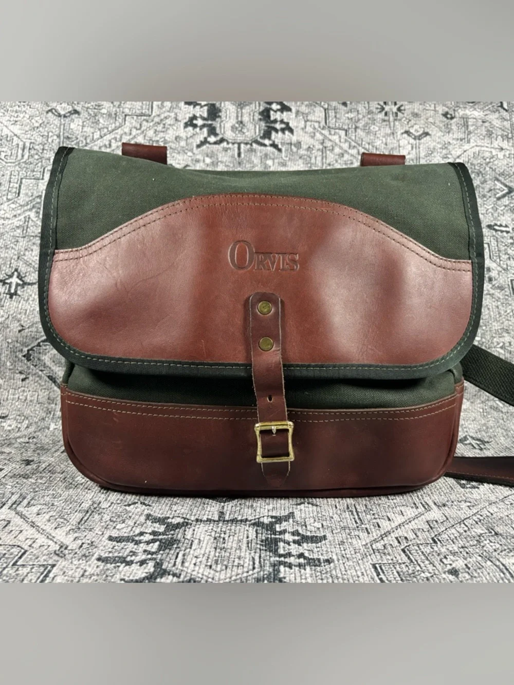 RARE! Vintage Orvis Company Canvas and Leather Messenger Bag